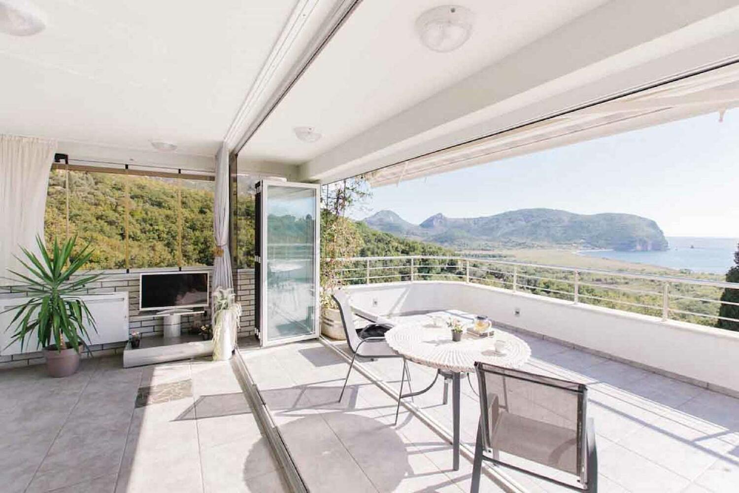 Mahakala Hostel, Budva