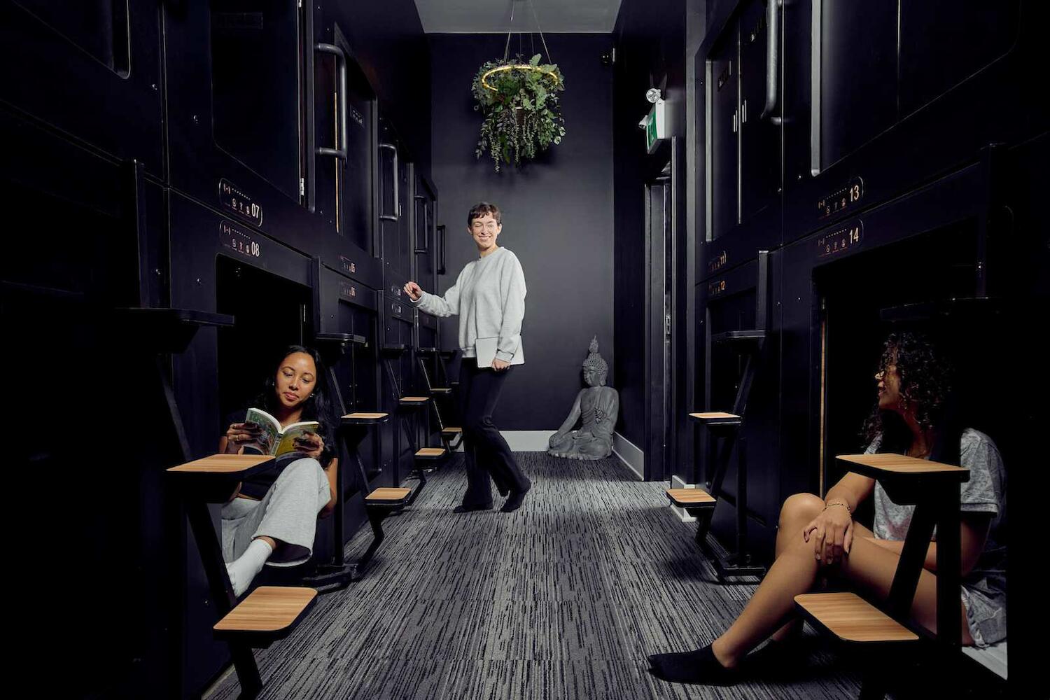 Capsule Hotel