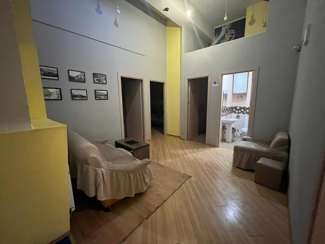 Galaxy Hostel, Tbilisi