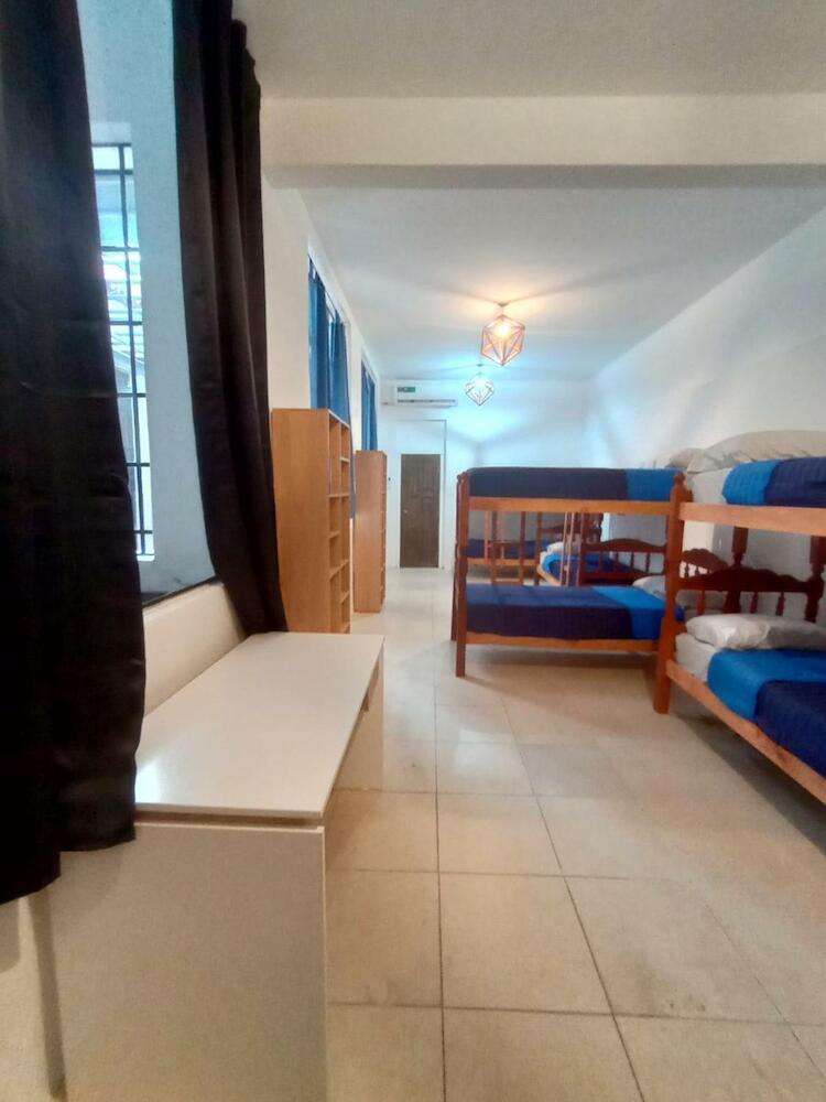 Total Hostel, Salta