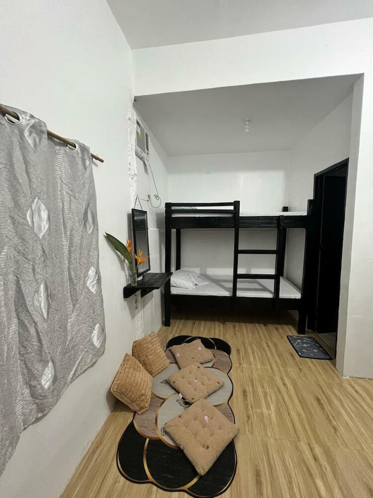 Aa Hostel