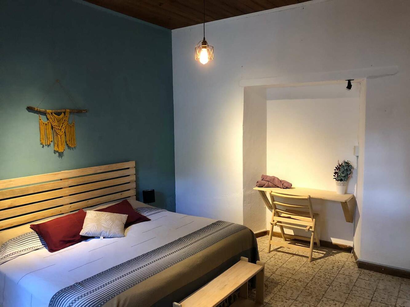 Hostal Casa Gaia