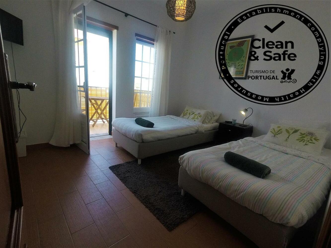 Peniche Surf Lodge, Peniche