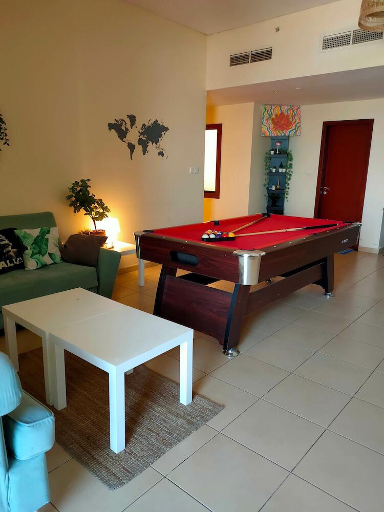 Bombay Backpackers DXB, Dubai