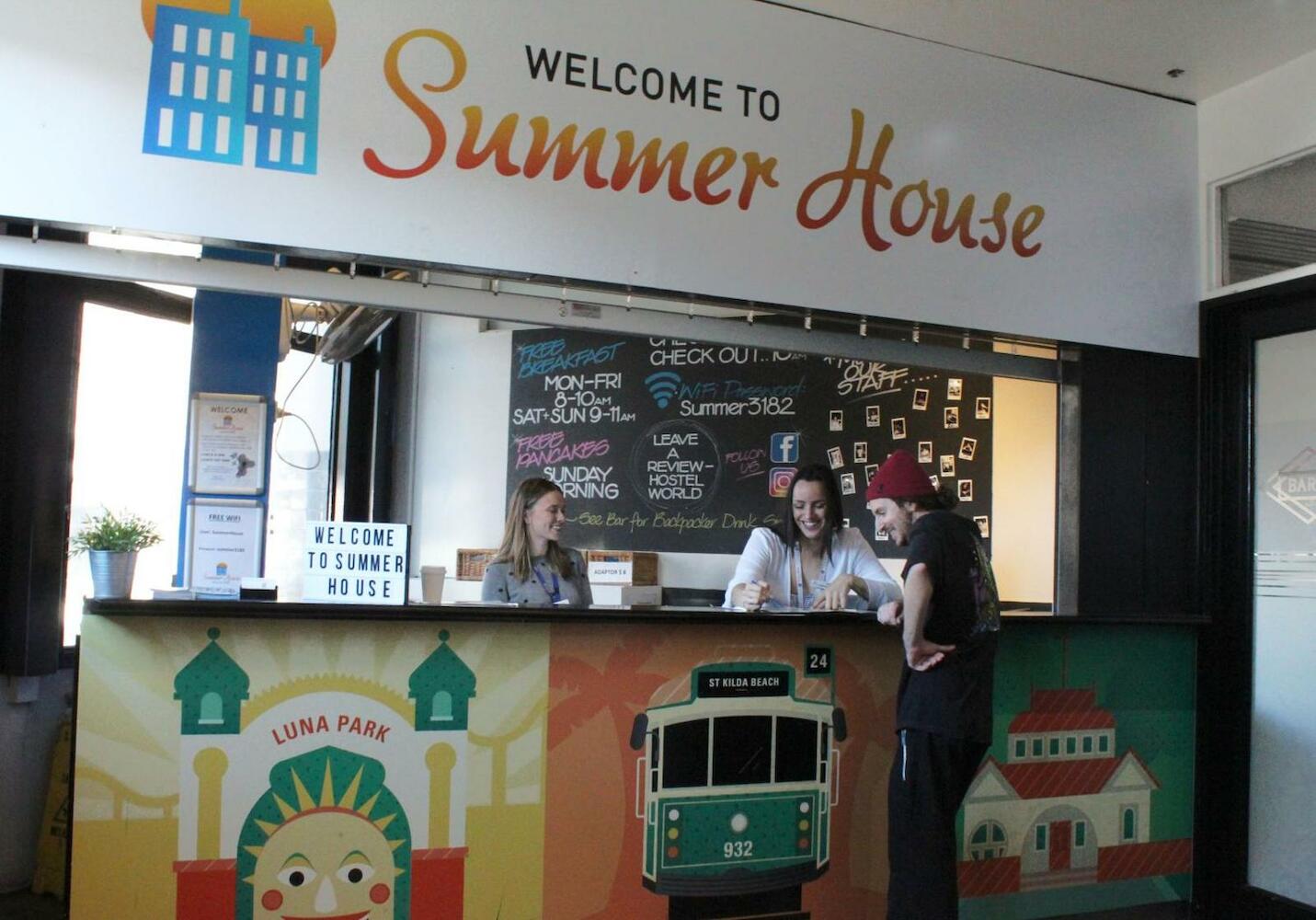 Summer House Backpackers, Melbourne