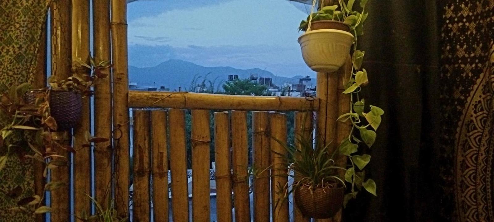 Mystic Vibes Fitness Commune, Katmandú