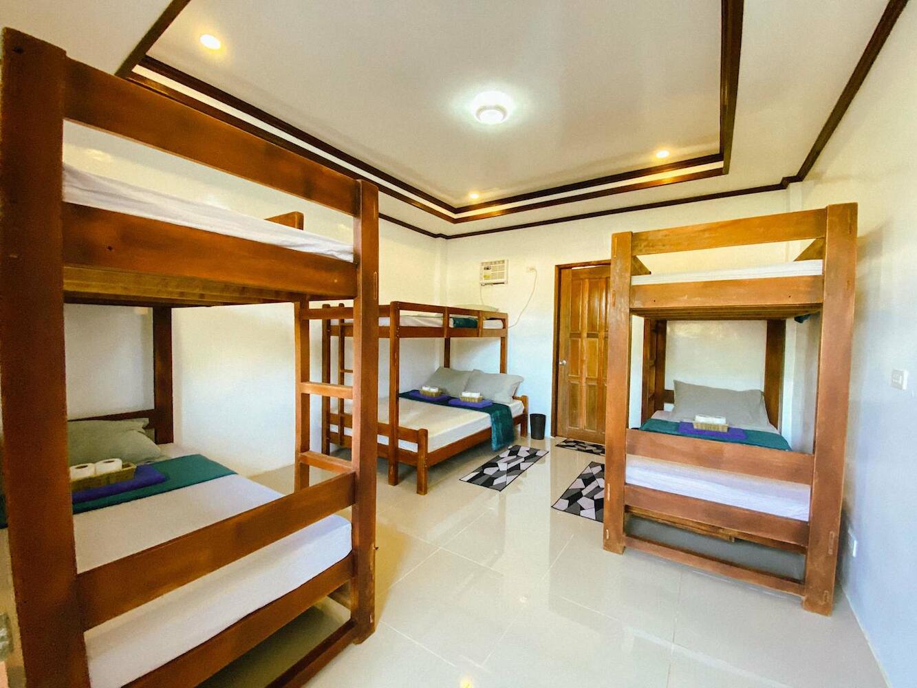 Hapitanan Siargao, Siargao