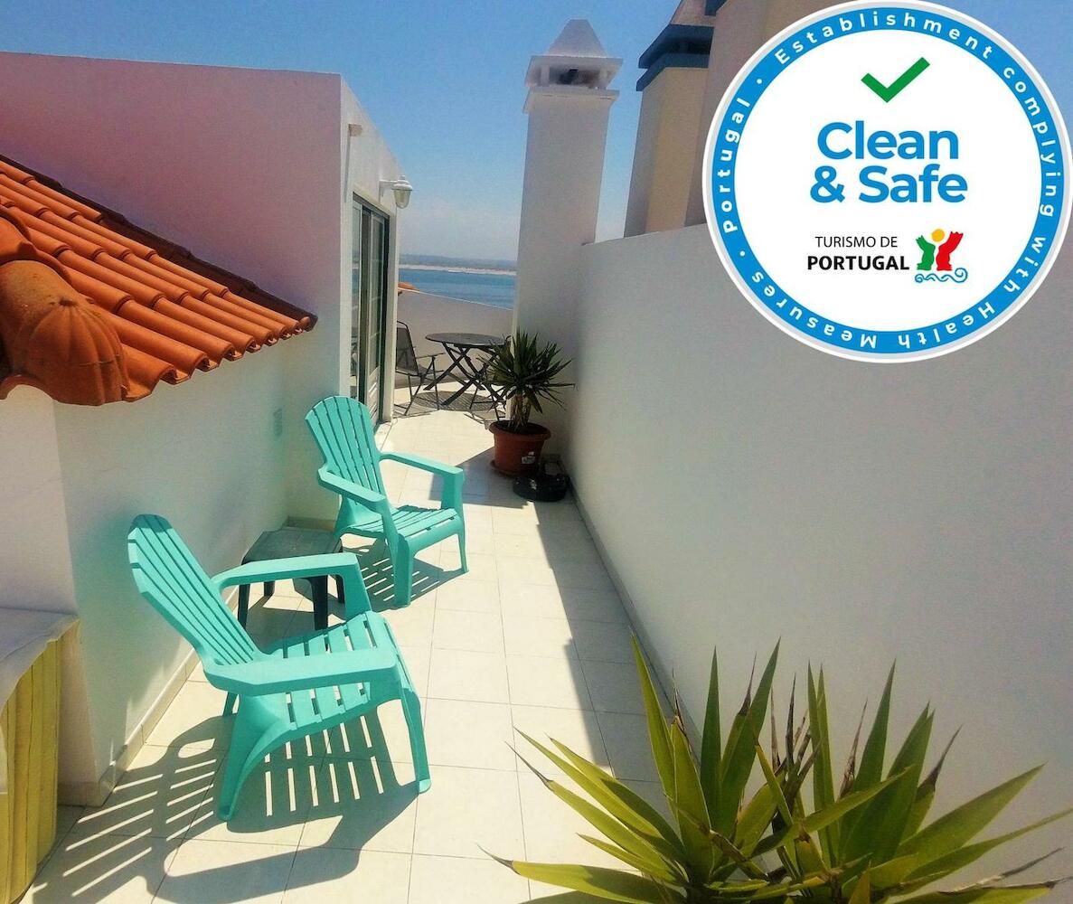Peniche Surf Lodge, Peniche
