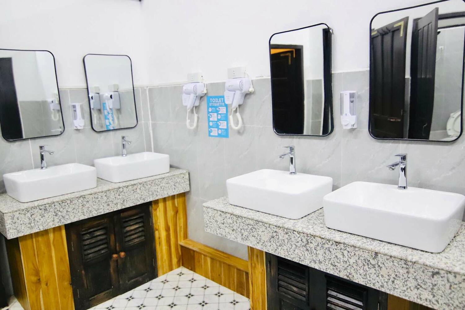 Chanthavong Hostel, Luang Prabang