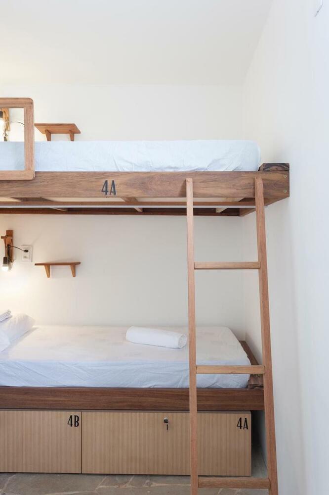 BRECHA HOSTEL & ROOFTOP