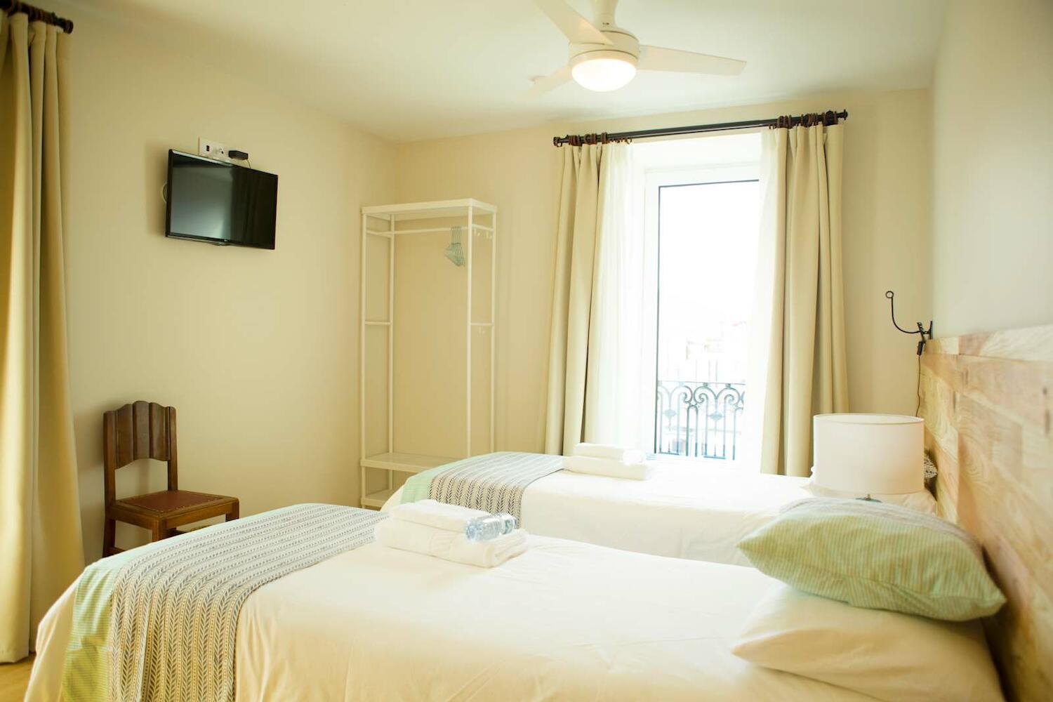 The Holy Cow - Hostel & Suites, Ponta Delgada