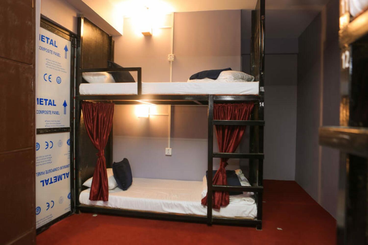 Paila Hostel Lakeside