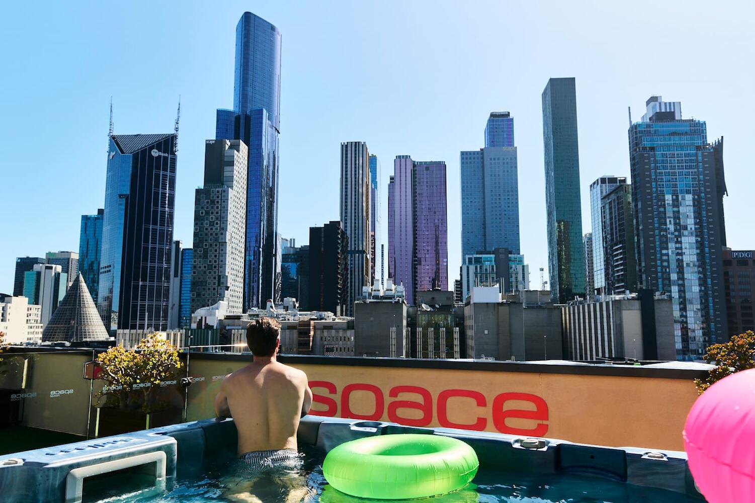 Space Hotel, Melbourne