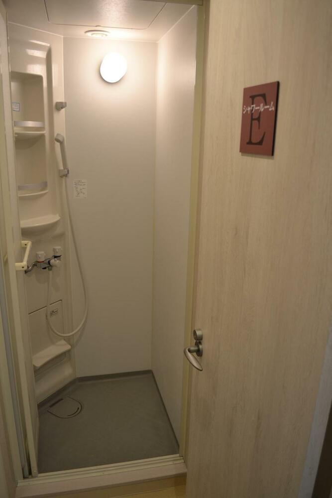 1 Night 1980 Hostel, Tokyo