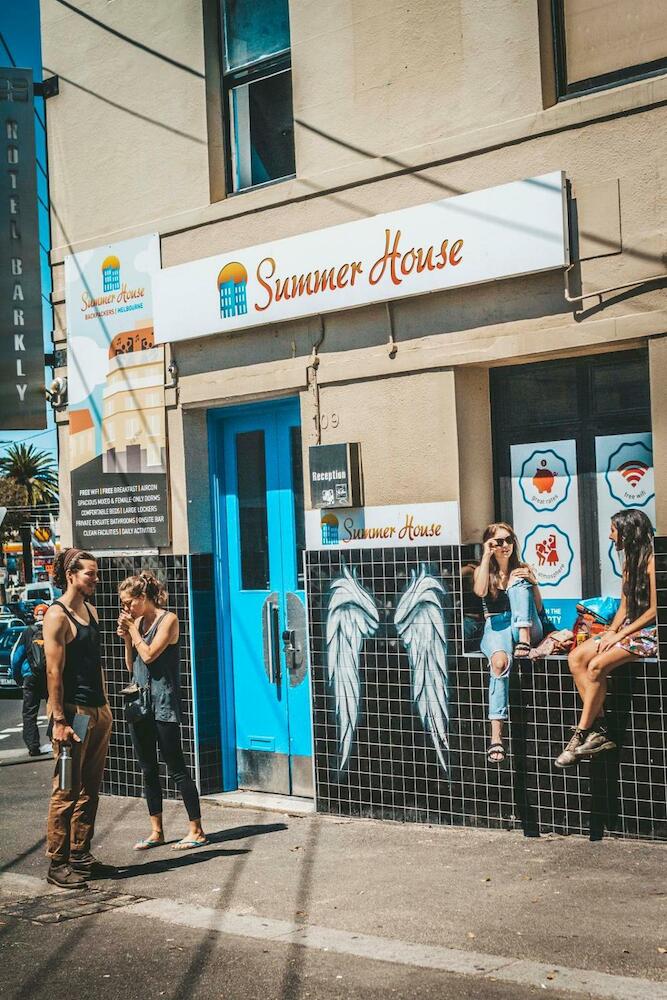 Summer House Backpackers, Melbourne