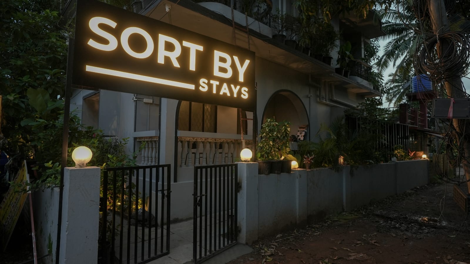 Sort By Stays, Anjuna