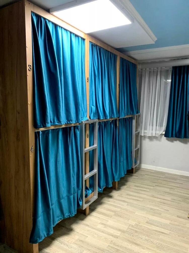 Safar Hostel, Karakol