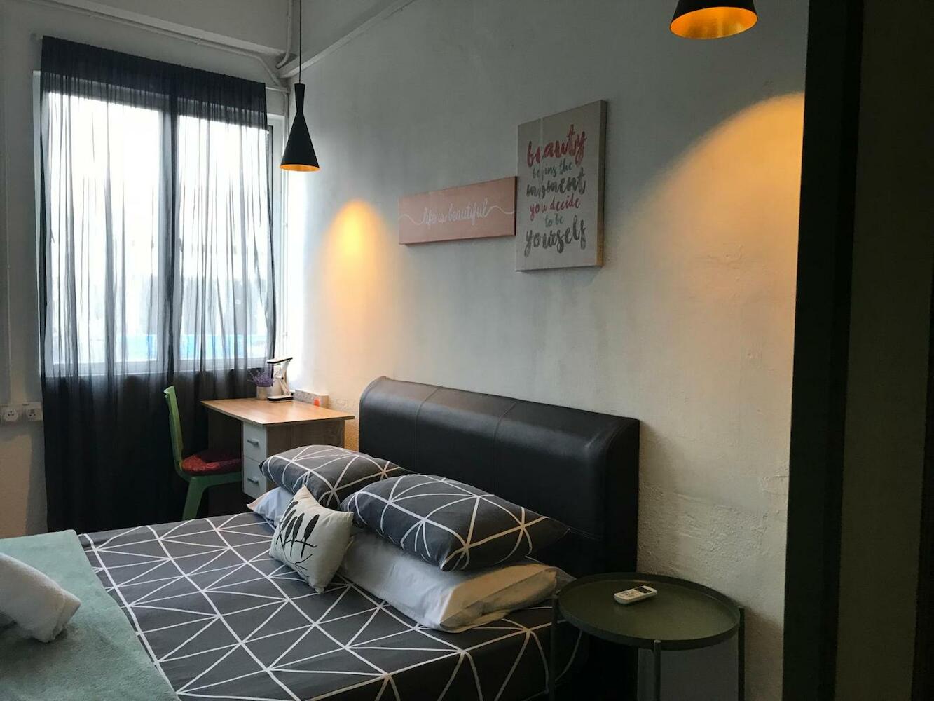 Check In Lodge