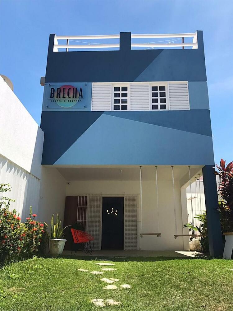 BRECHA HOSTEL & ROOFTOP
