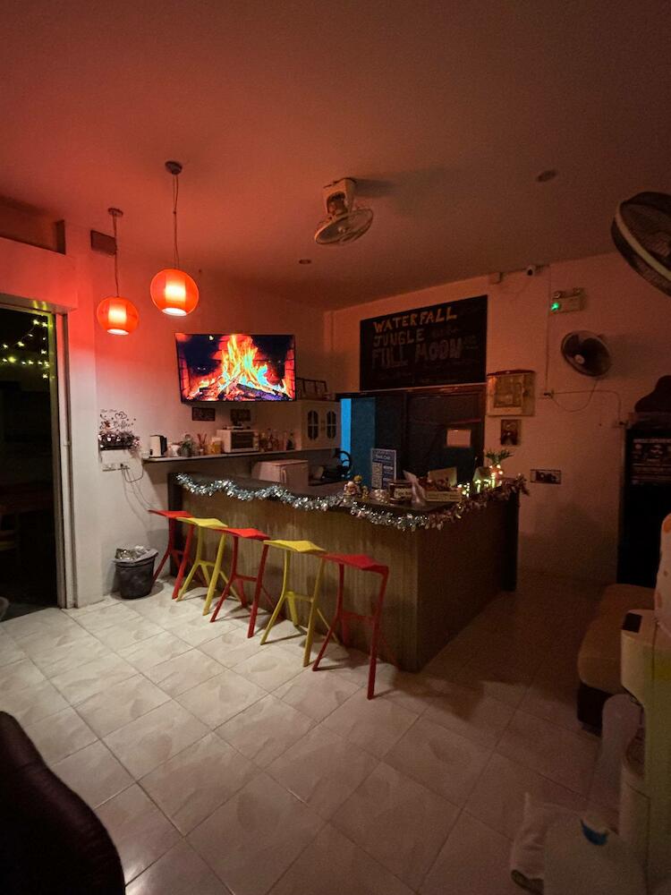 Relax Corner Inn, Koh Phangan