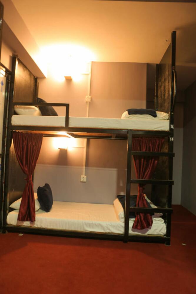 Paila Hostel Lakeside