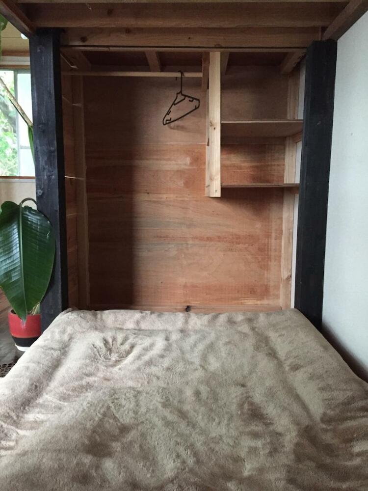 Asahi Guest House, Naha