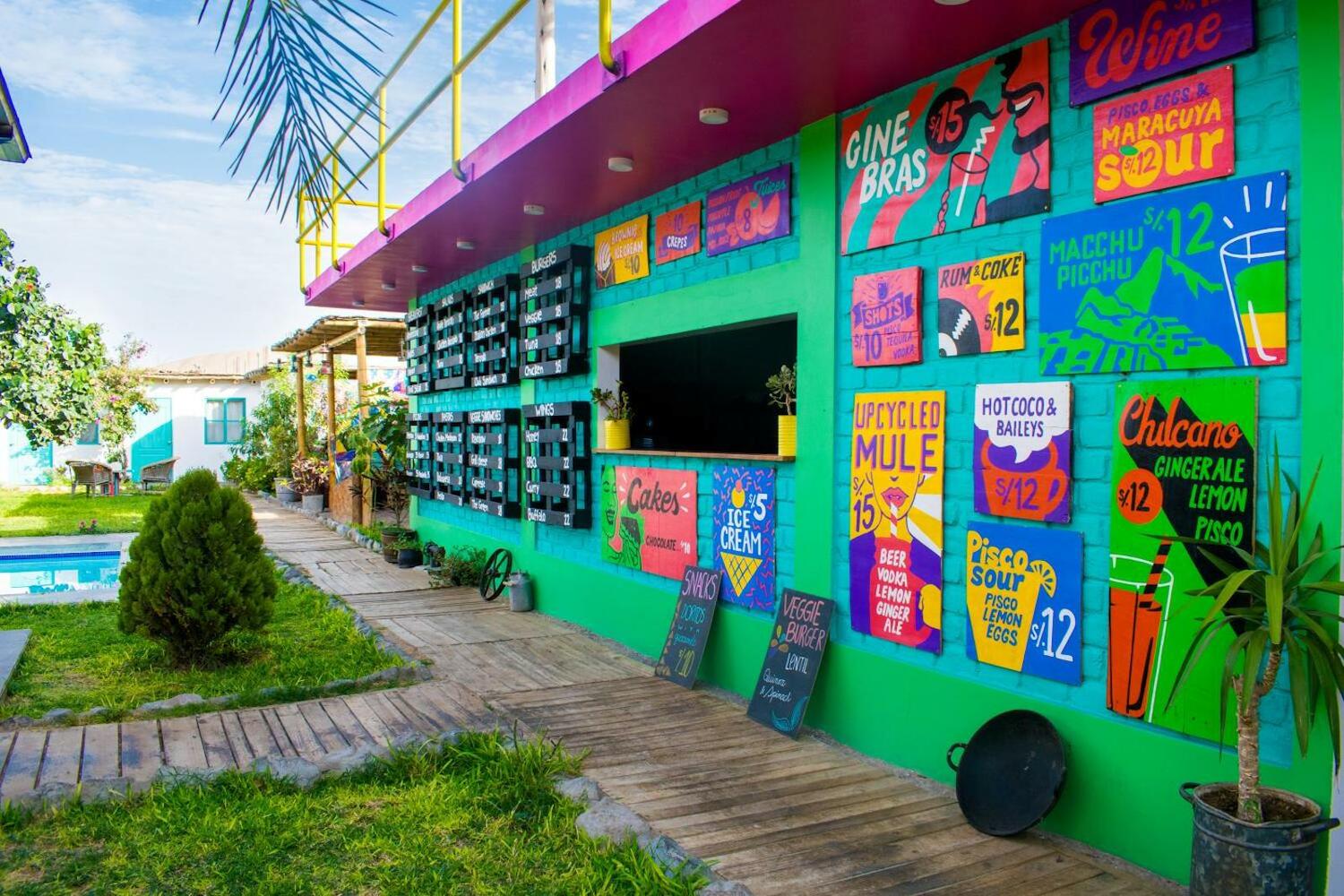 Upcycled Hostel, Ica