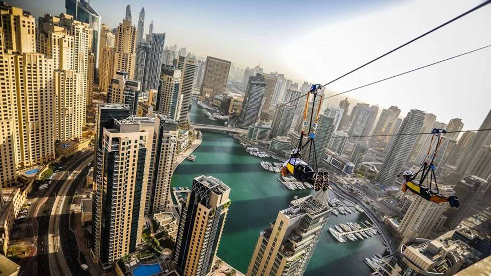 Aavhr Holiday Homes - Marina Beach, Dubai