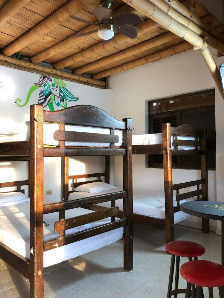 La Tortuga Hostel, Taganga