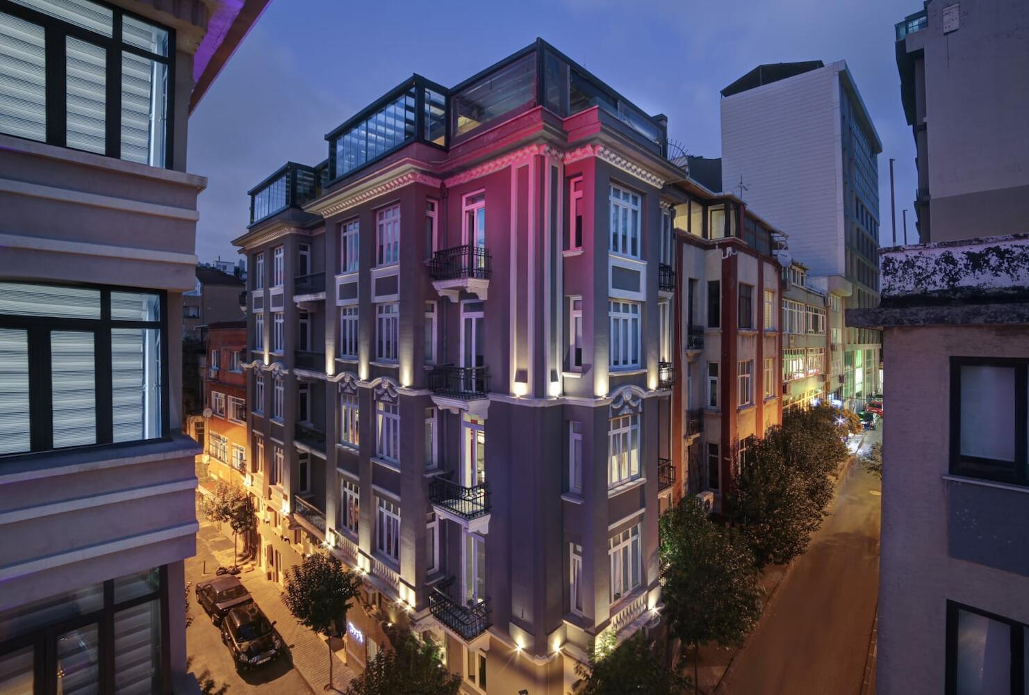 Wabi Hostels