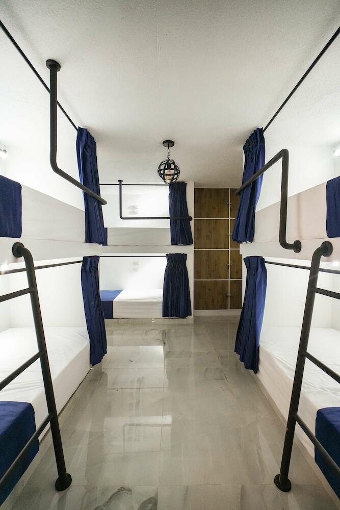 Qantic Lodging & Rooftop, Medellin