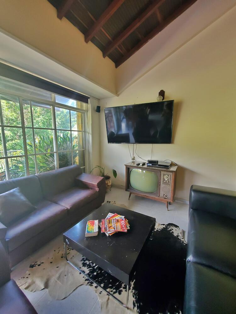 Sam's Vip Hostel