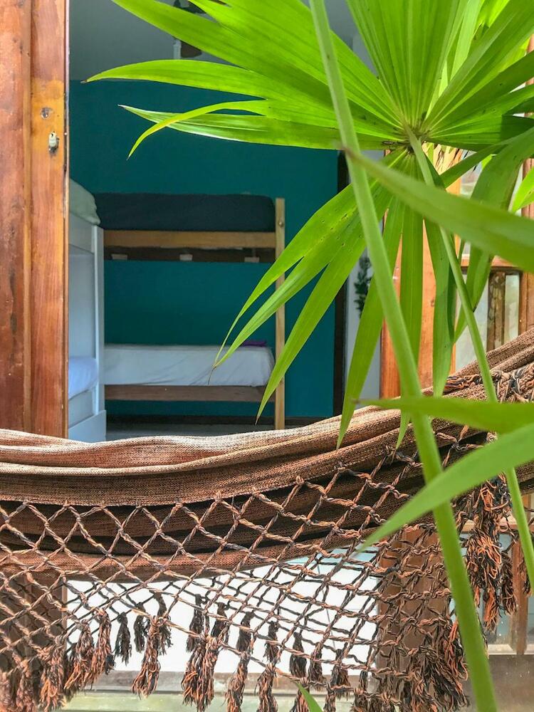 Mahalo Hostel