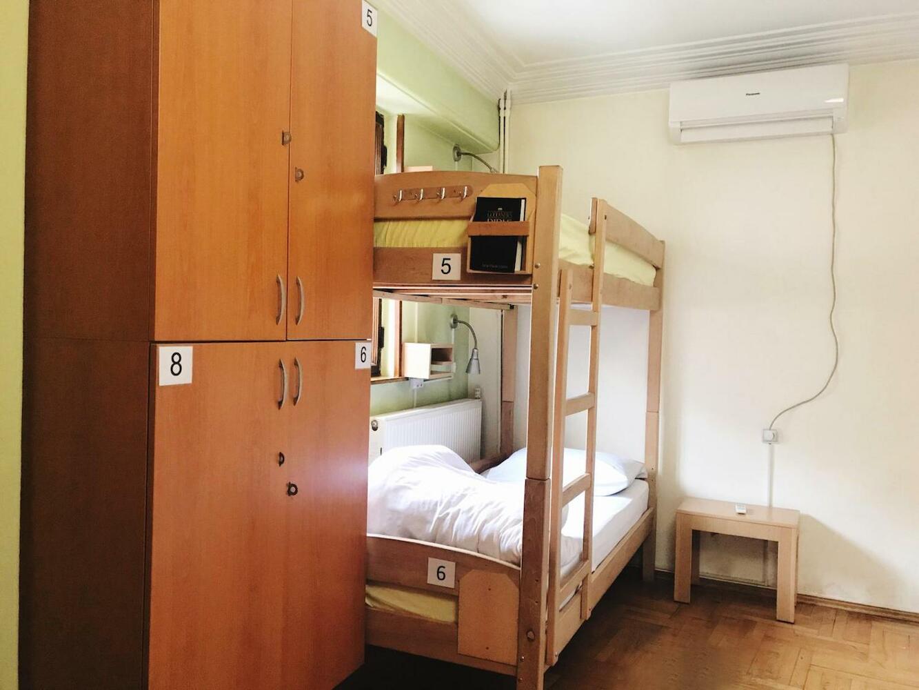Envoy Hostel & Tours
