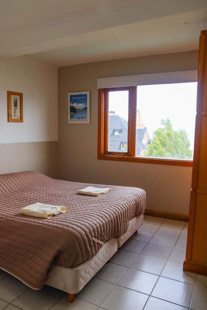 Yaghan Hostel