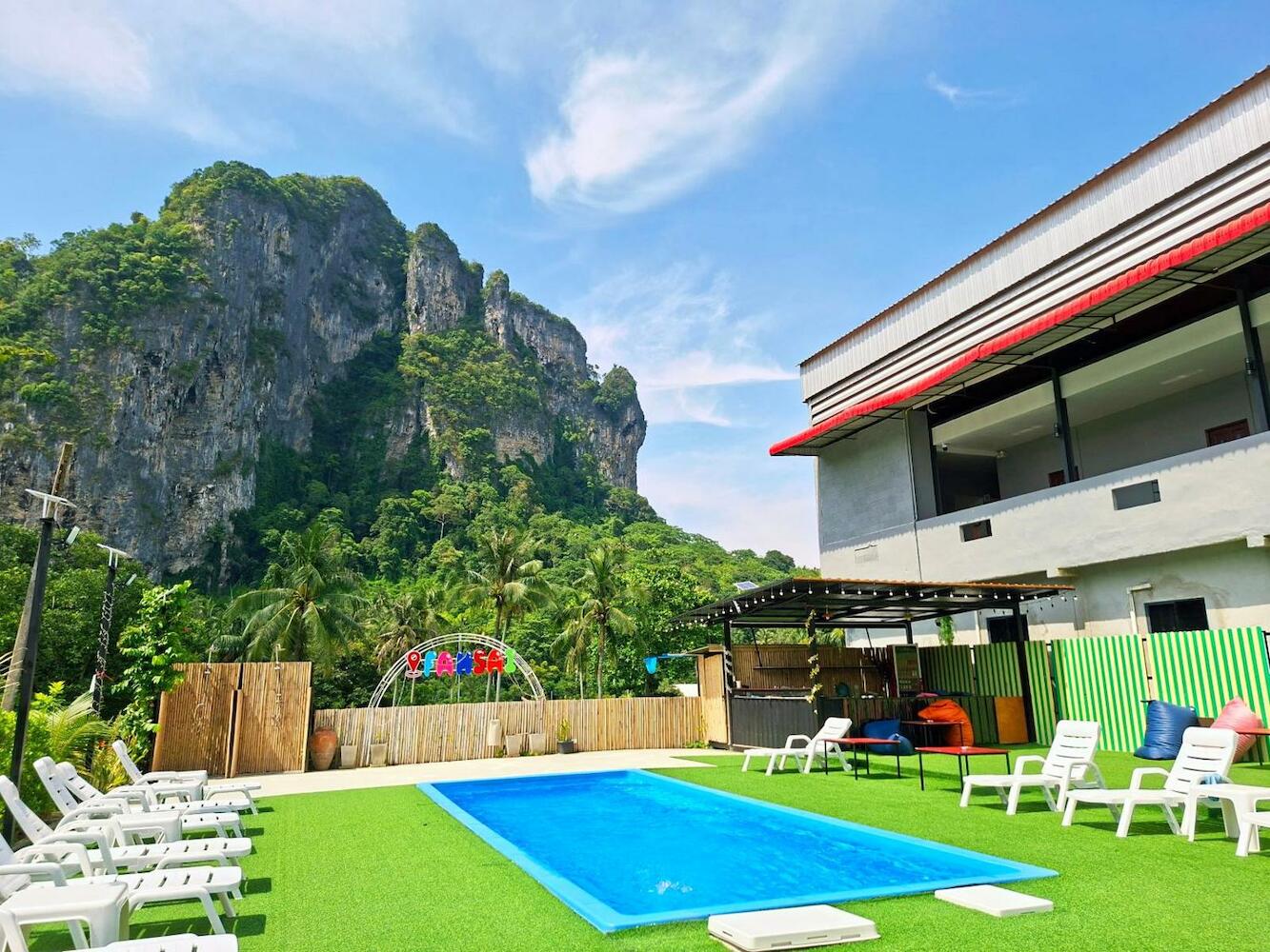 Fahsai Hostel, Ao Nang