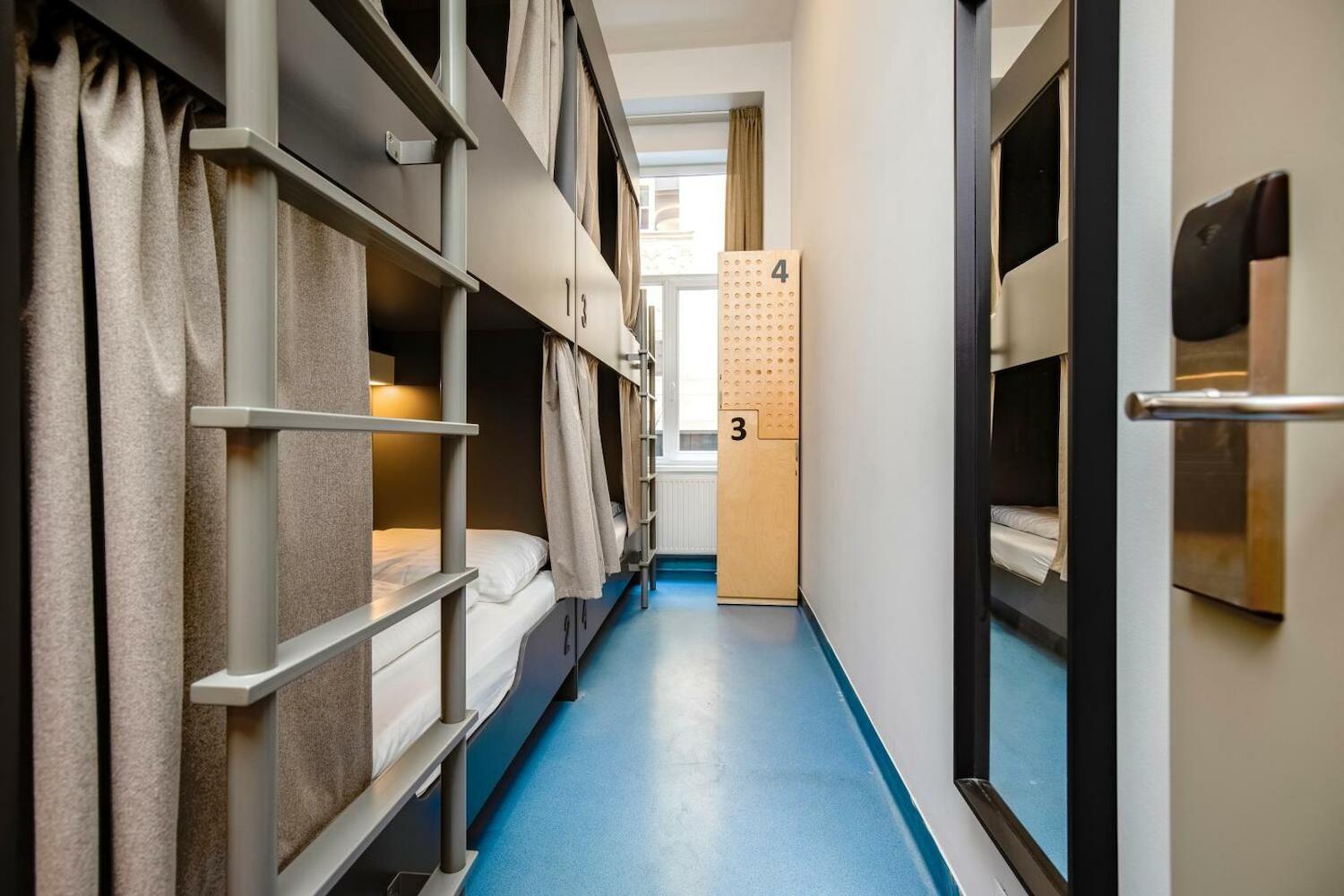 Maverick Athenaeum, Budapest