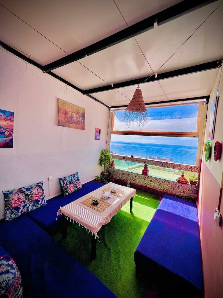 Tislit Surf, Taghazout