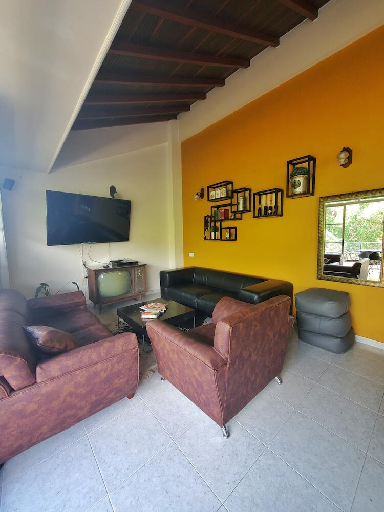 Sam's Vip Hostel