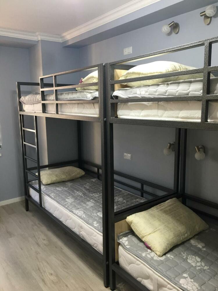 Hostel - Guest House Meyman