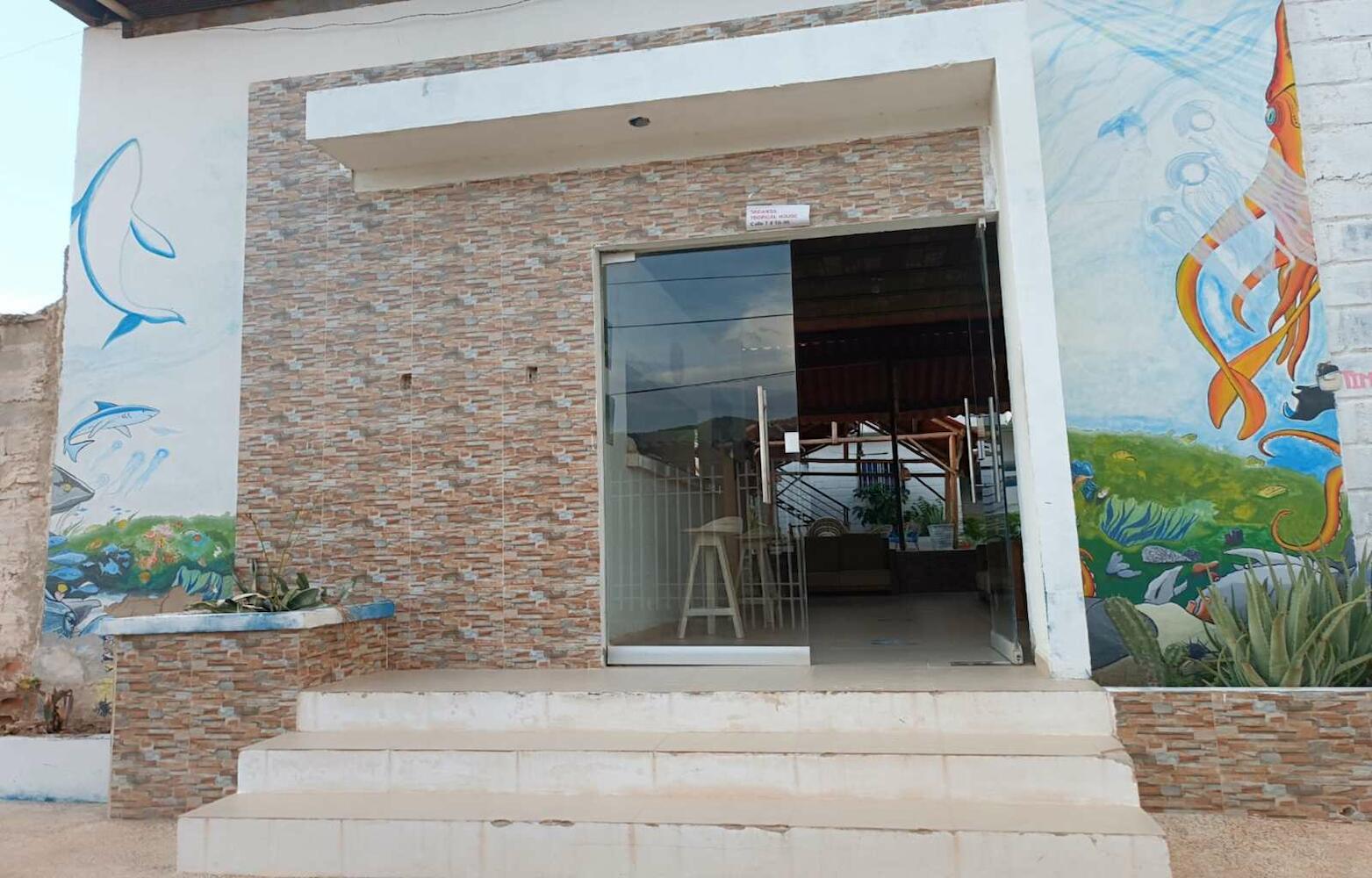 Taganga Tropical House, Taganga