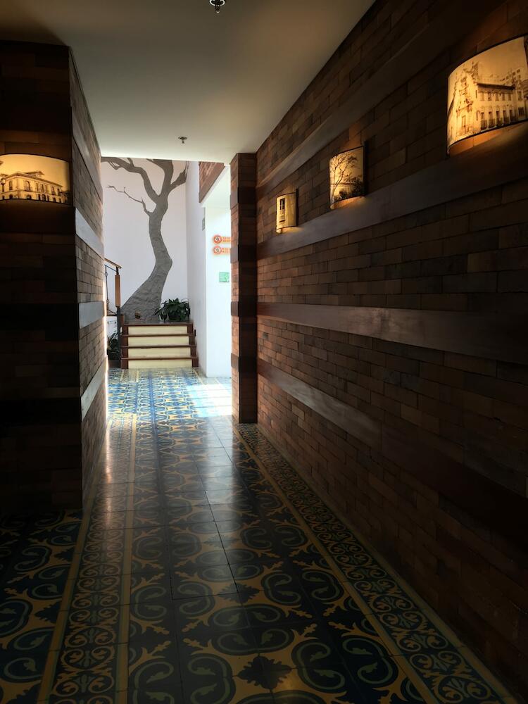 The Cranky Croc Hostel, Bogotá