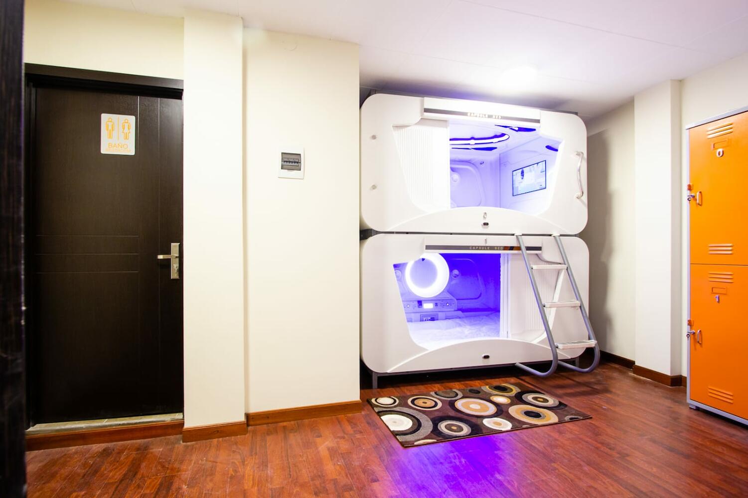 El Prado Capsule Hostel