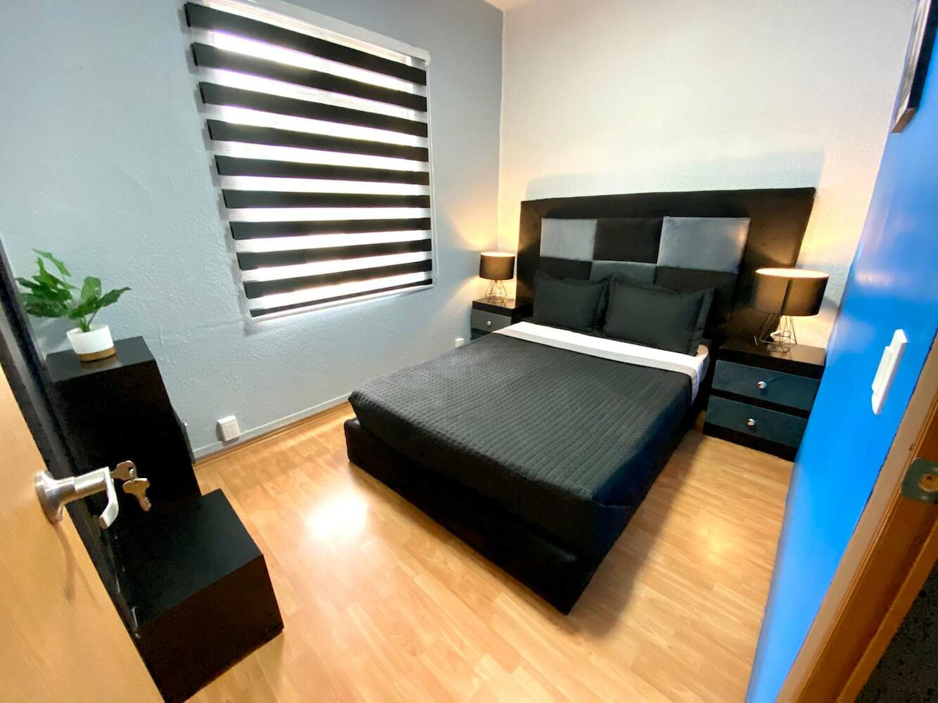 RMS Hostal - WTC