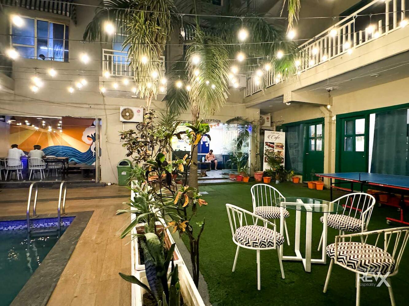 Wraveler Hostel