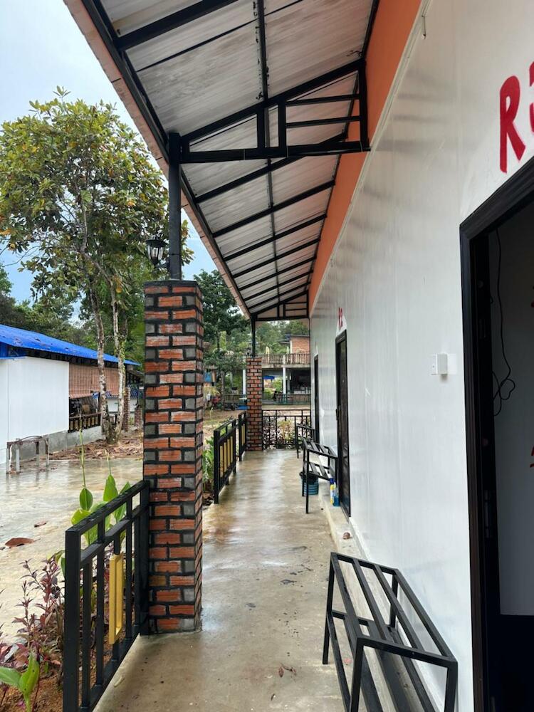 David Hostel, Koh Rong