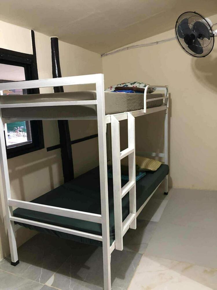 Cabugao Bed & Breakfast & Dorm, El Nido