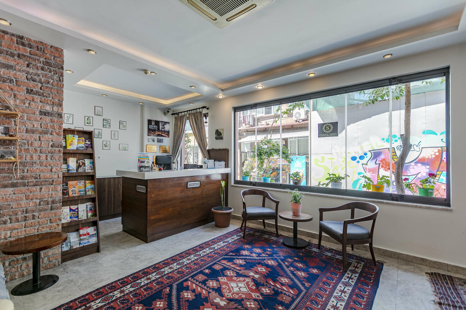 Stanpoli Hostel