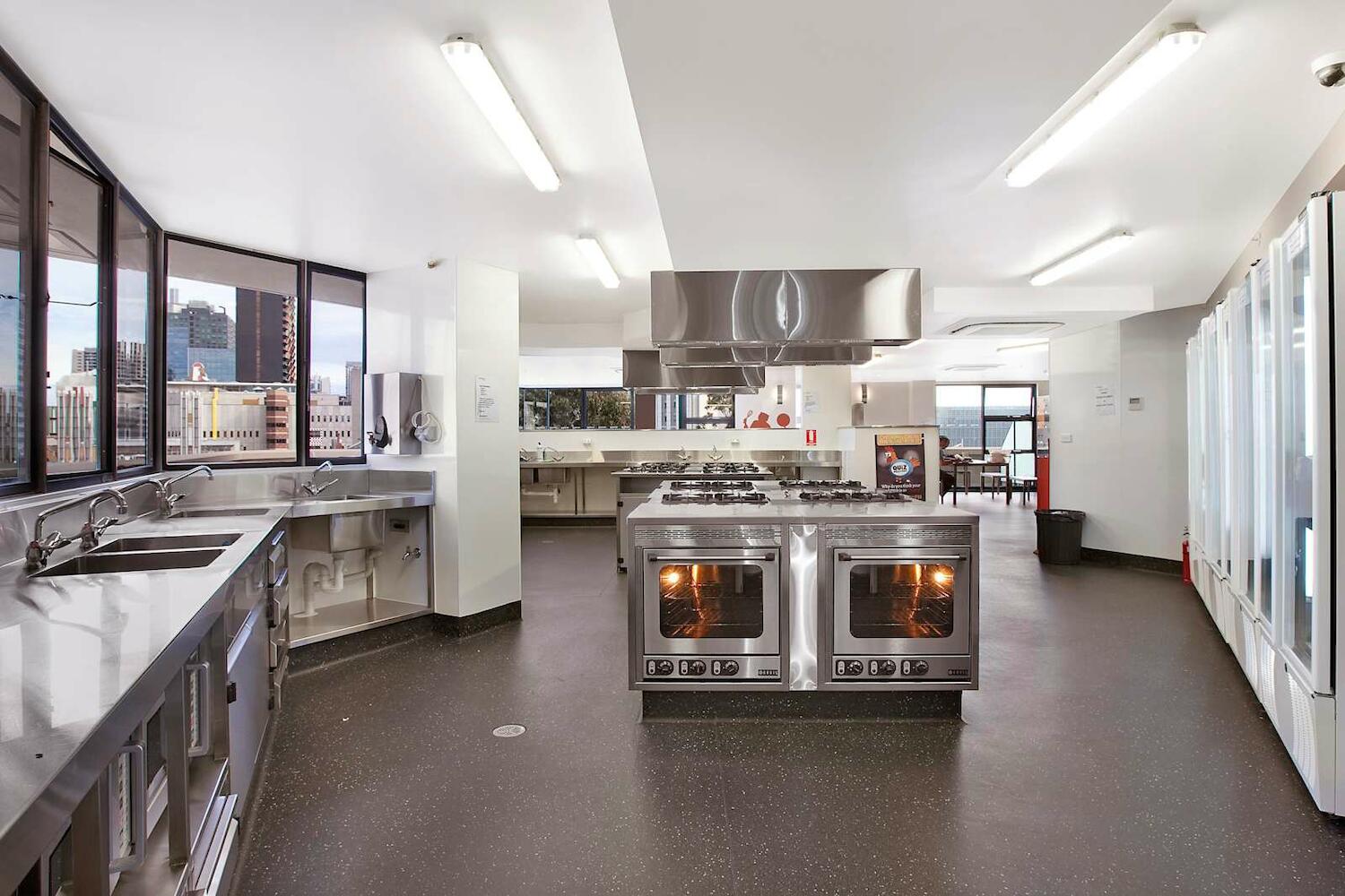 Space Hotel, Melbourne