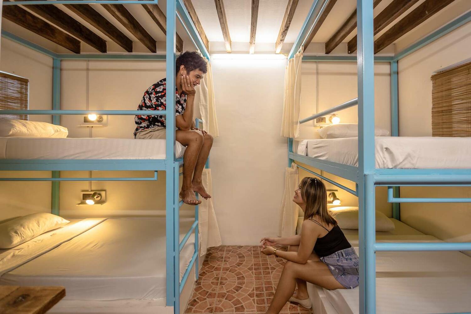 Mad Monkey, Panglao Island